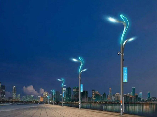 城市智慧灯杆的特点及其多种功能介绍